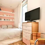 Spacious Apartment In Central Paris